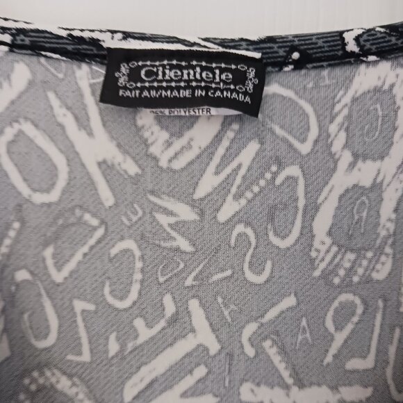 Clientele Women's Top Medium Black White Graphic Alphabet School Teacher - Picture 3 of 8